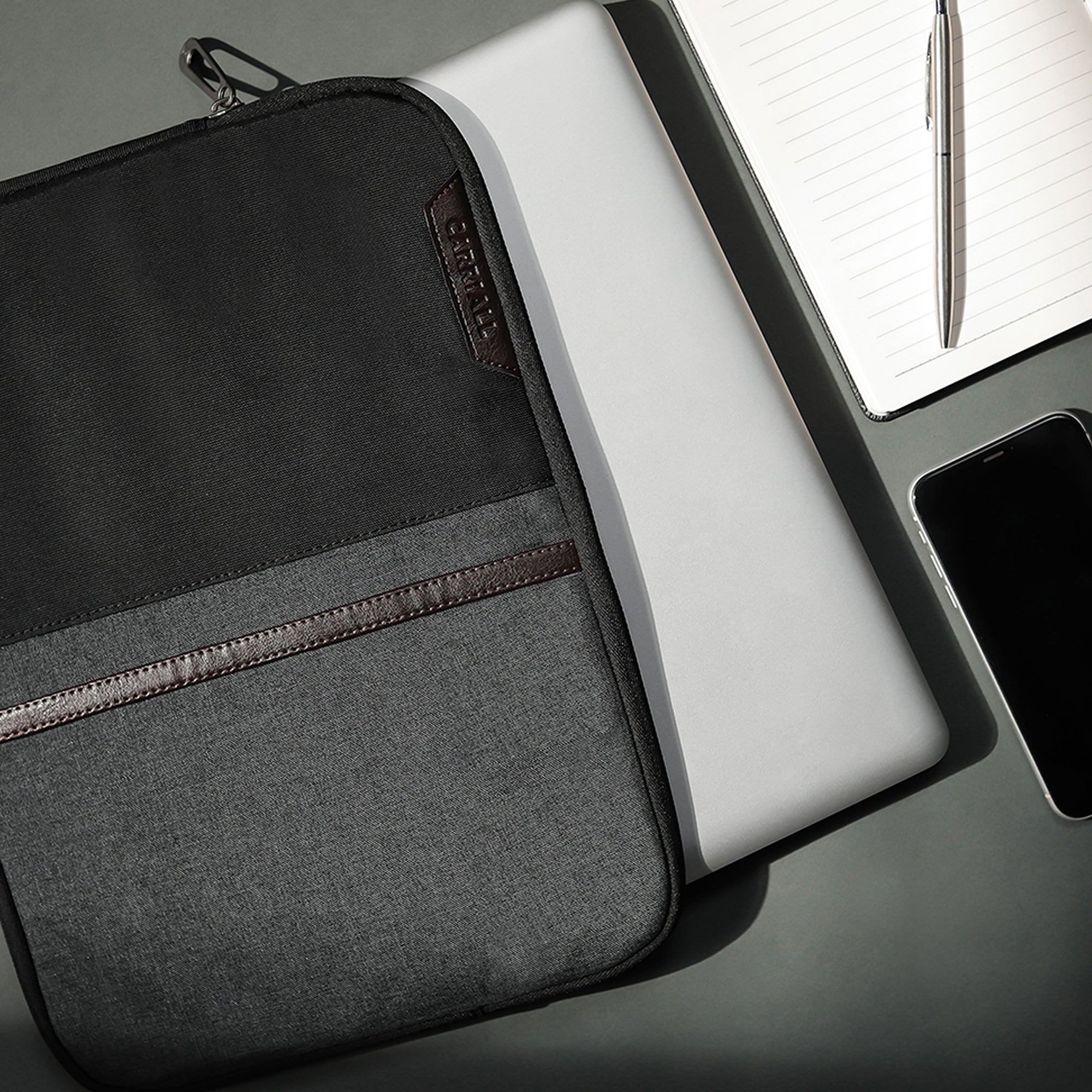 SUAVE LAPTOP SLEEVE