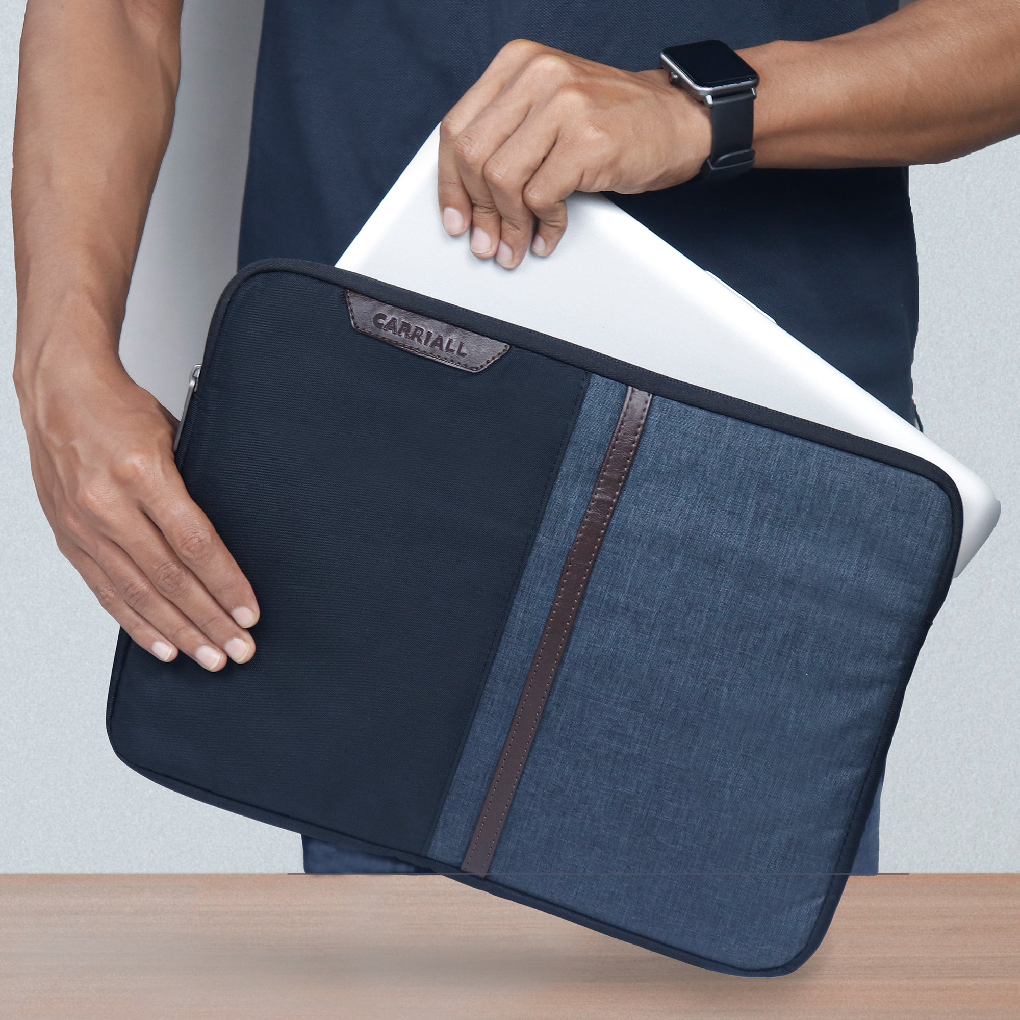 SUAVE LAPTOP SLEEVE