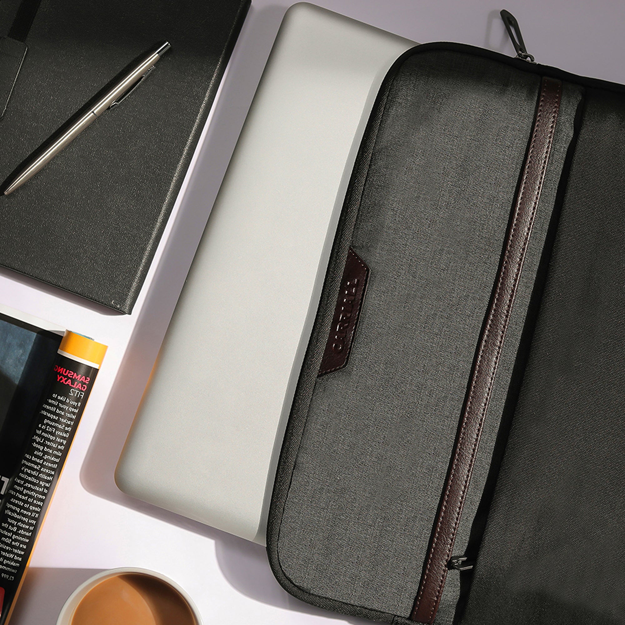 URBANE LAPTOP SLEEVE