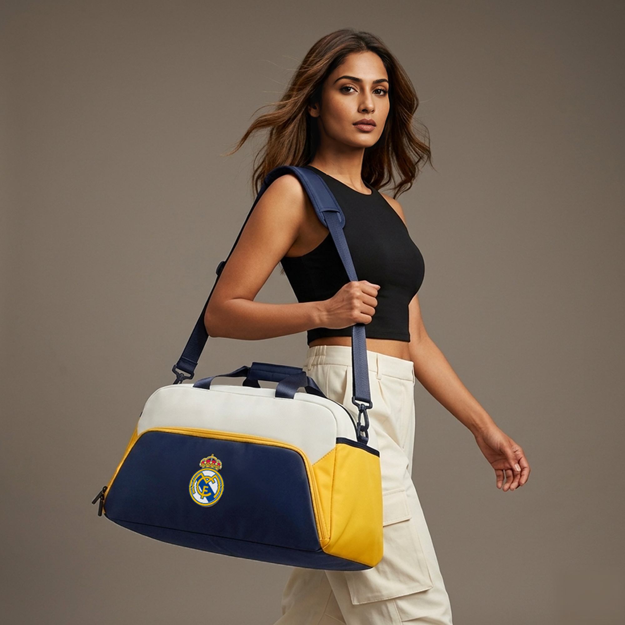 Carriall Official Real Madrid - Crest Duffle